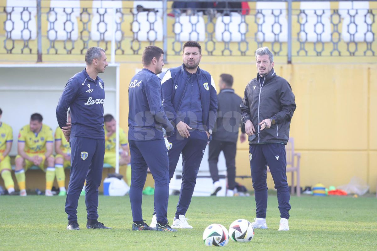 CSKA 1948 - Petrolul: 5 goluri în al doilea amical al echipei lui Mutu » Contribuție la debut pentru vârful din Turcia