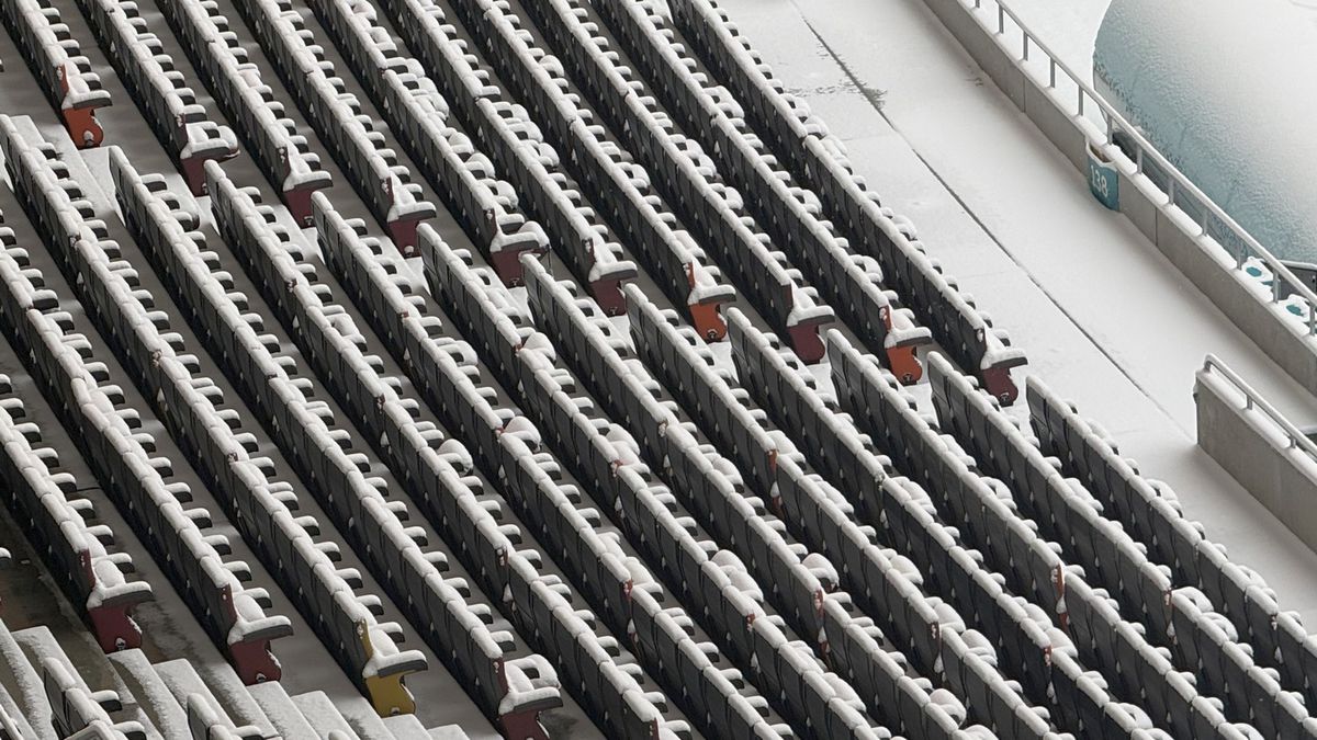 Cum arată Arena Națională după 12 ore de ninsoare! GSP a fost pe cel mai mare stadion al țării cu o săptămână înaintea primului meci oficial din 2026