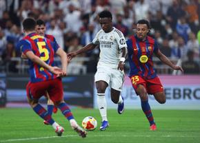 Pentru prima dată în acest secol: show-ul din finalul primei reprize din El Clasico a intrat direct în istorie