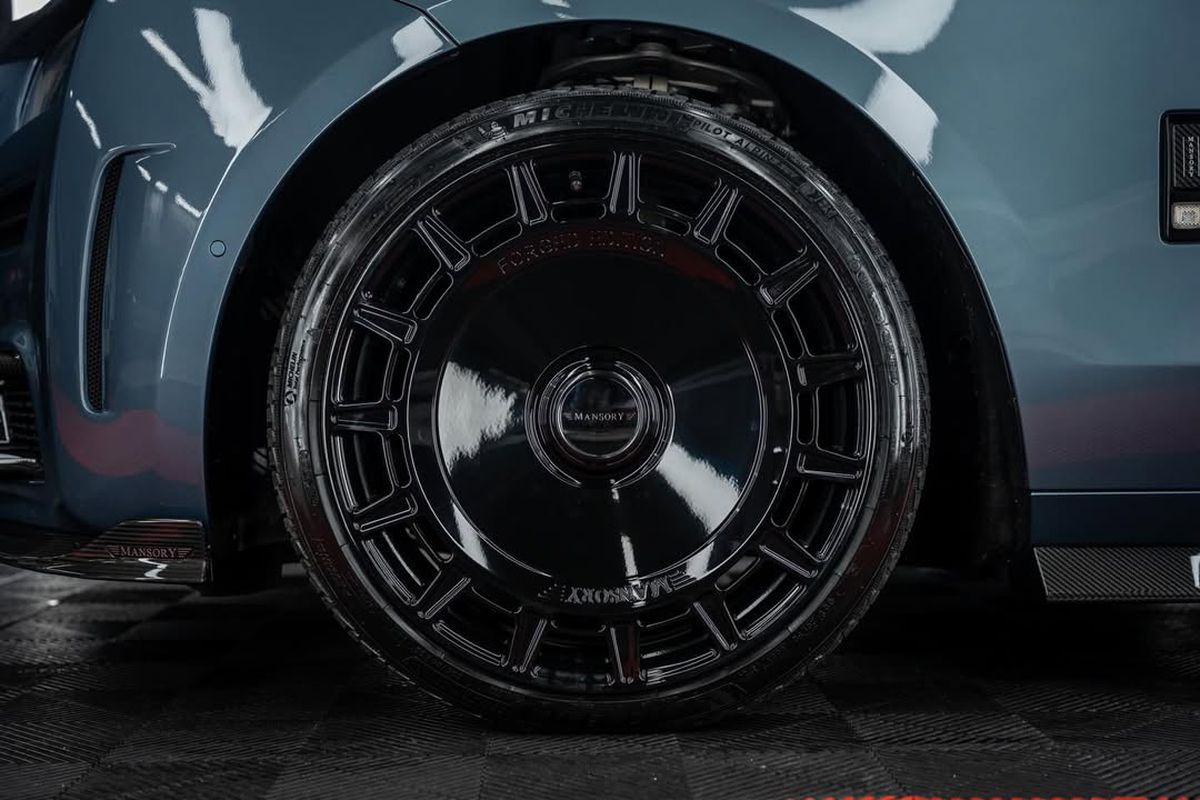 Rolls-Royce Ghost, mașina lui Adrian Mititelu junior