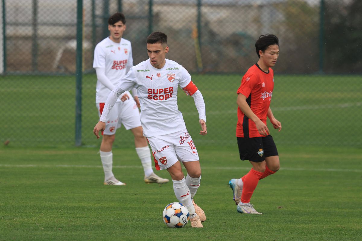 Avertisment pentru rivale: Dinamo câștigă și al doilea test din Antalya