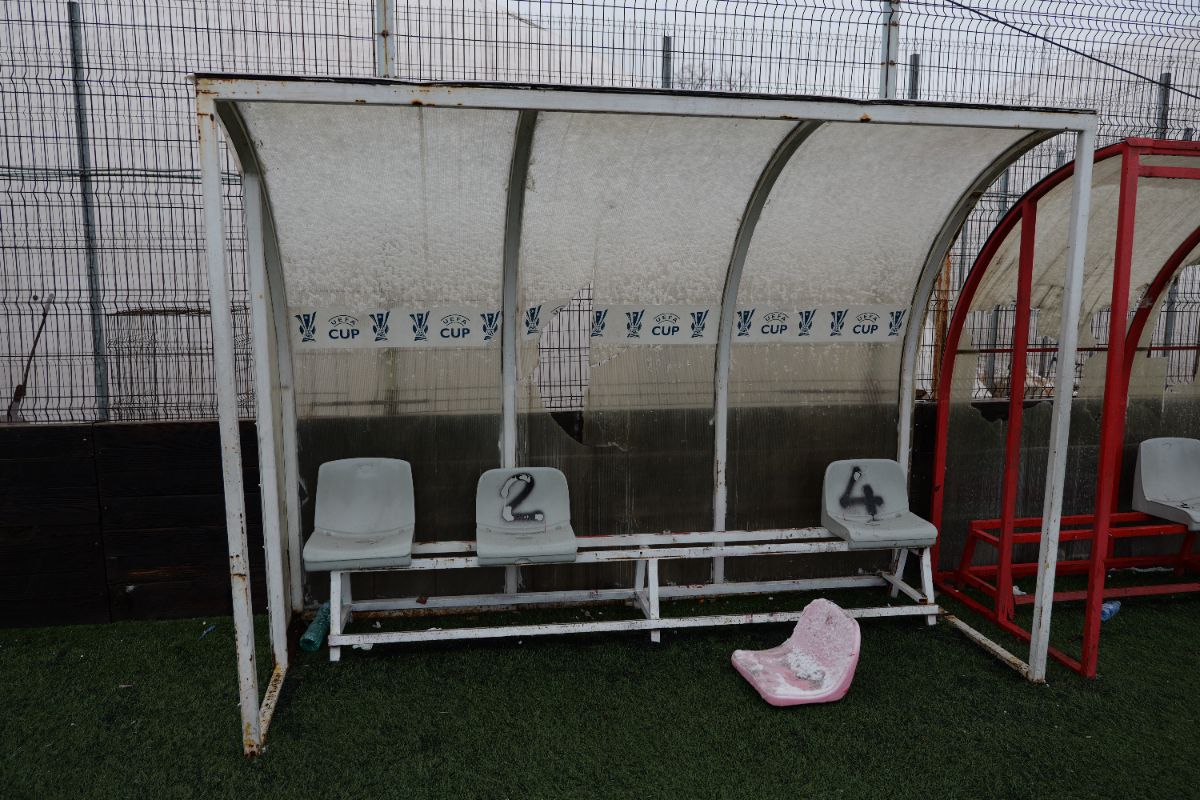 Stadionul Dinamo fierbe pe dinăuntru » Ce au găsit reporterii GSP, la ultima tură înainte de demolare. „A fost izvor de sănătate”, acum ascunde detalii șocante