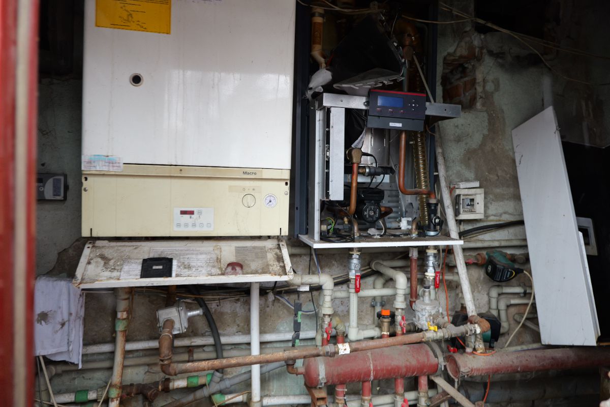 Stadionul Dinamo fierbe pe dinăuntru » Ce au găsit reporterii GSP, la ultima tură înainte de demolare. „A fost izvor de sănătate”, acum ascunde detalii șocante