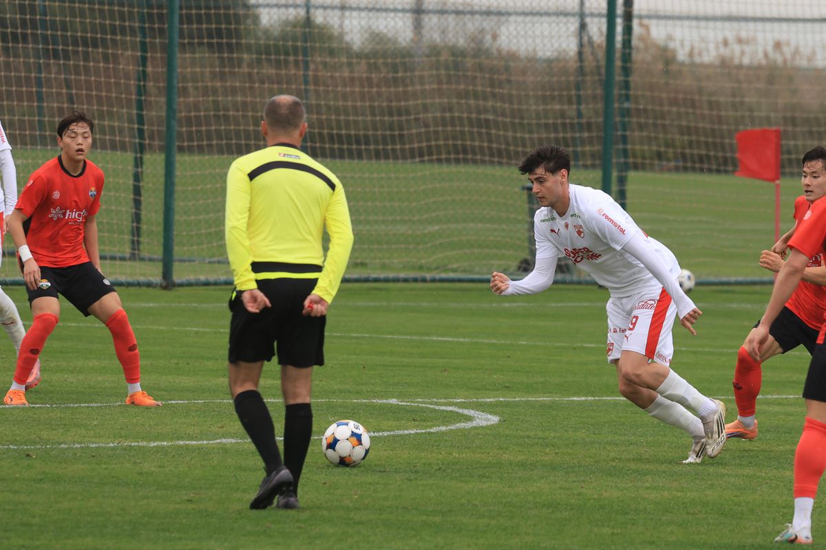 Dinamo - Gangwon, amical în Antalya