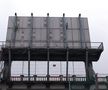 Tabela va fi și ea mutată pentru ca stadionul să fie demolat. Este nefuncțională. Foto: Andrei Furnigă, GSP