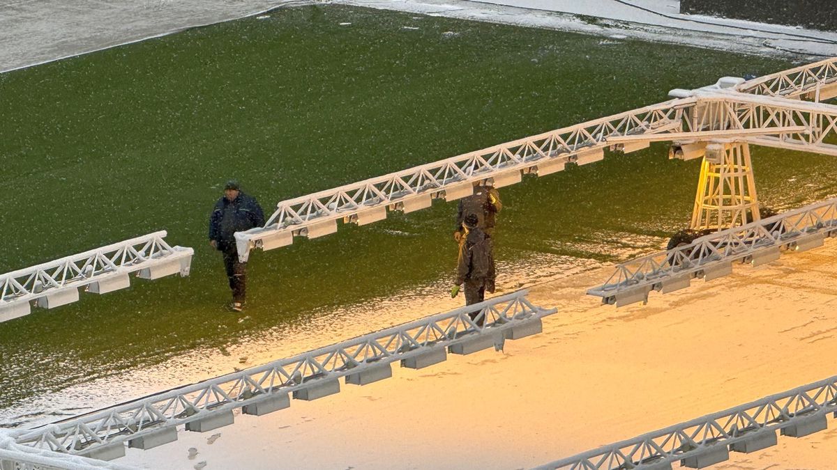 Cum arată Arena Națională după 12 ore de ninsoare! GSP a fost pe cel mai mare stadion al țării cu o săptămână înaintea primului meci oficial din 2026