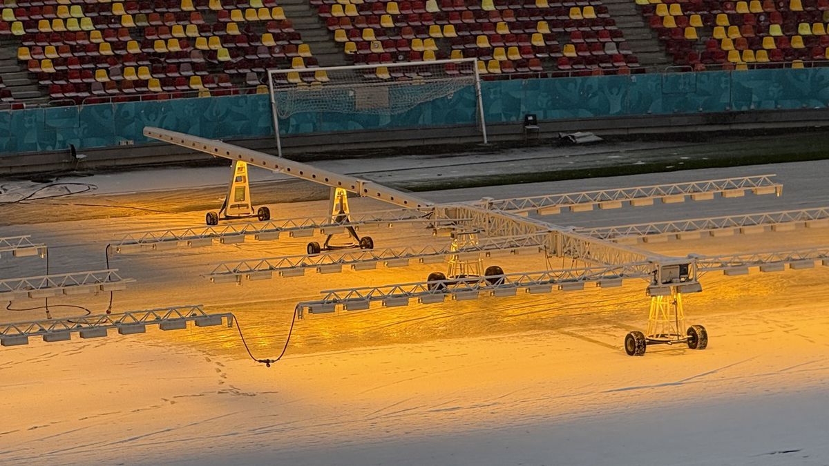 Cum arată Arena Națională după 12 ore de ninsoare! GSP a fost pe cel mai mare stadion al țării cu o săptămână înaintea primului meci oficial din 2026