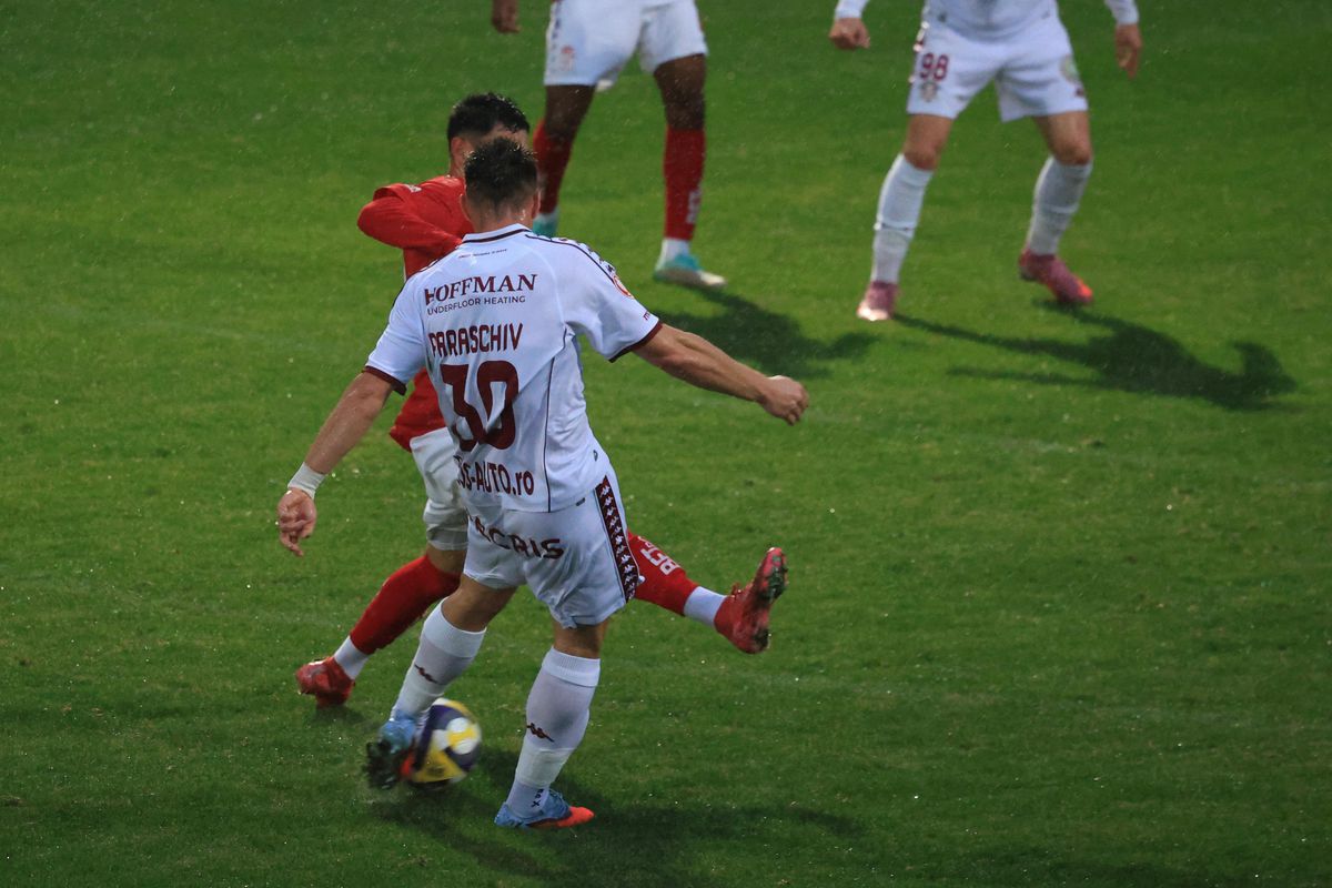 Daniel Paraschiv a marcat în premieră pentru Rapid » Reușită superbă a noului atacant din Giulești