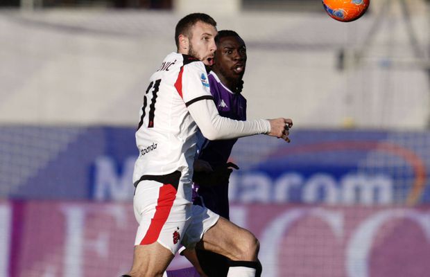 Scene terifiante în Italia » Jucătorul care l-a sabotat pe Stanciu, lovitură violentă la cap! A zăcut pe gazon cinci minute