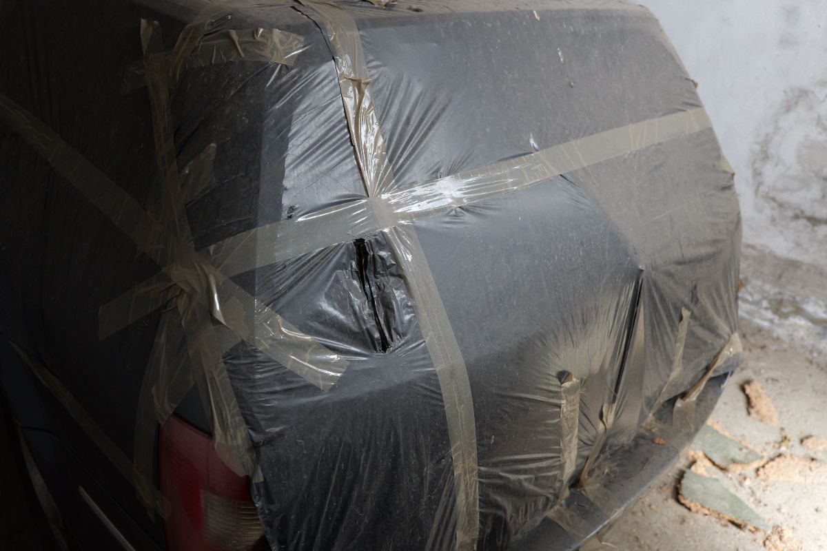 Stadionul Dinamo fierbe pe dinăuntru » Ce au găsit reporterii GSP, la ultima tură înainte de demolare. „A fost izvor de sănătate”, acum ascunde detalii șocante