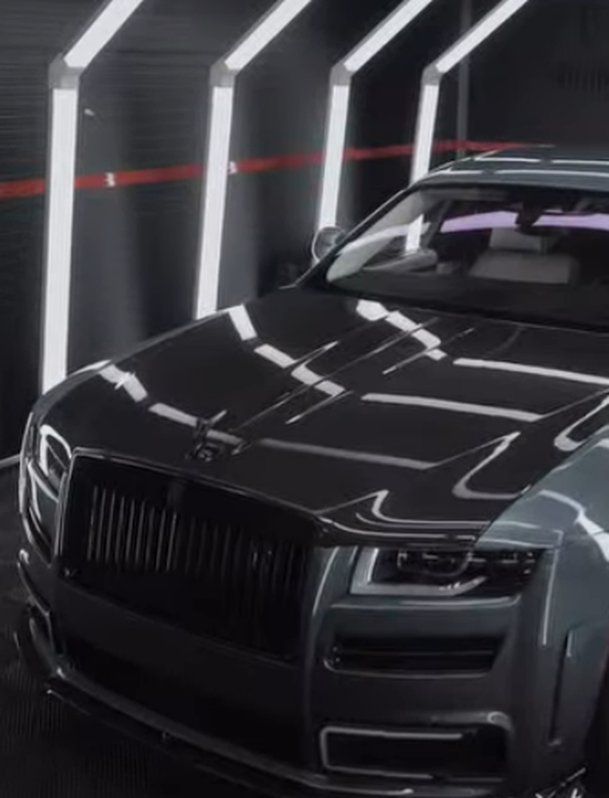 Rolls-Royce Ghost, mașina lui Adrian Mititelu junior