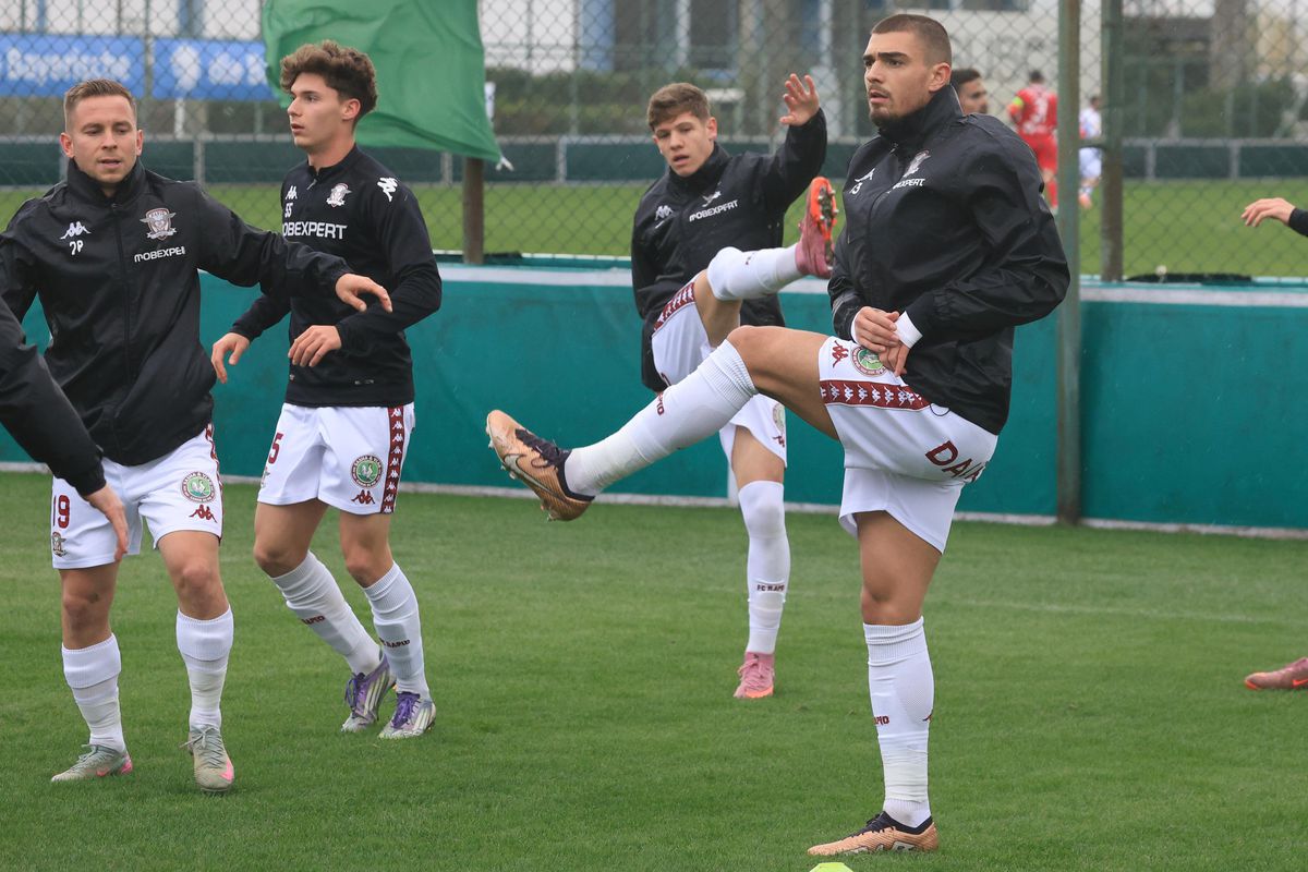 Rapid, victorie în amicalul cu CSKA 1948 Sofia » Meciul a fost decis de un gol marcat de la mijlocul terenului