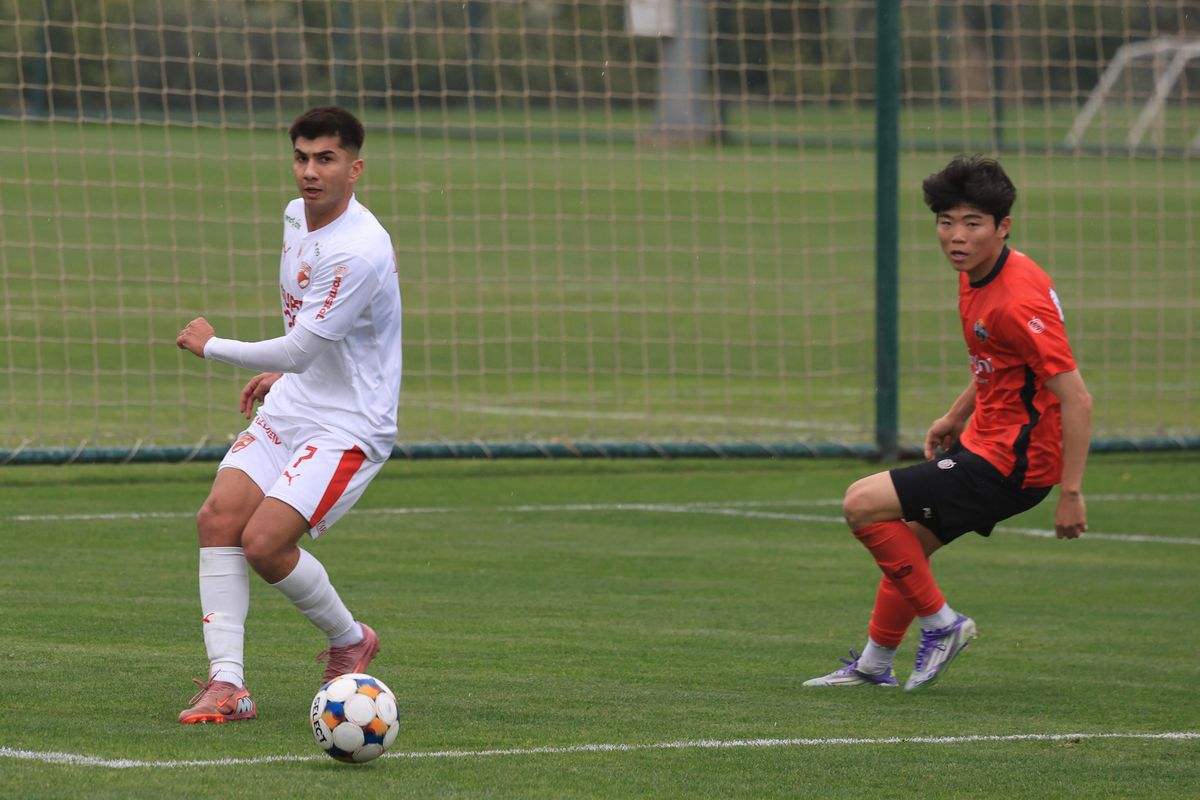 Dinamo - Gangwon, amical în Antalya