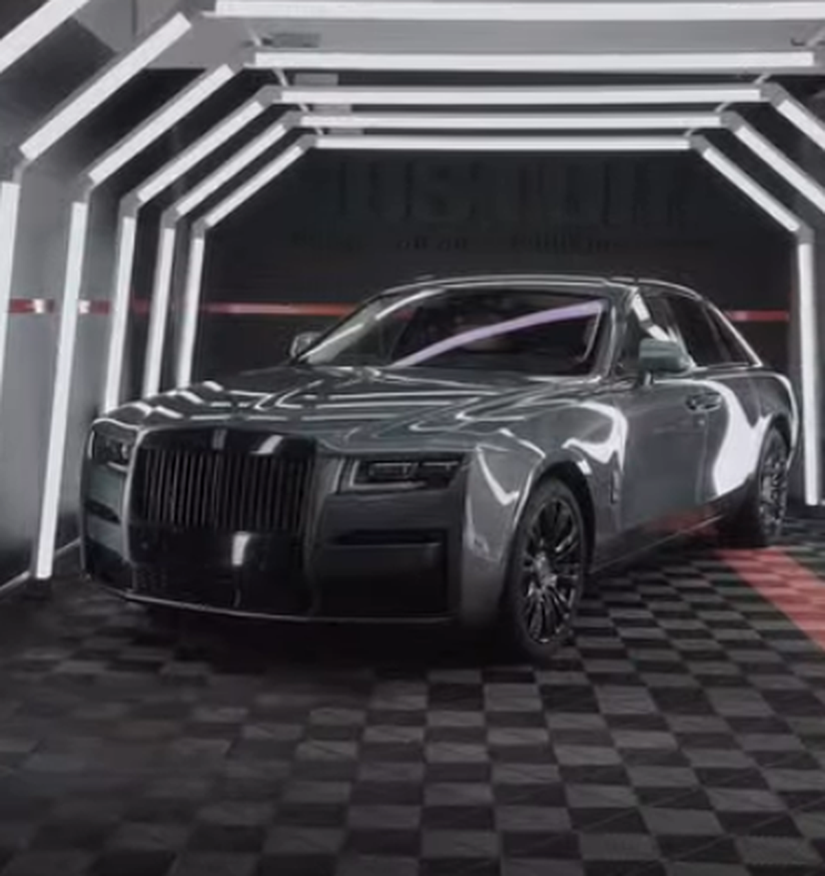 Rolls-Royce Ghost, mașina lui Adrian Mititelu junior