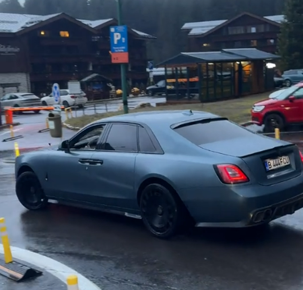 Rolls-Royce Ghost, mașina lui Adrian Mititelu junior