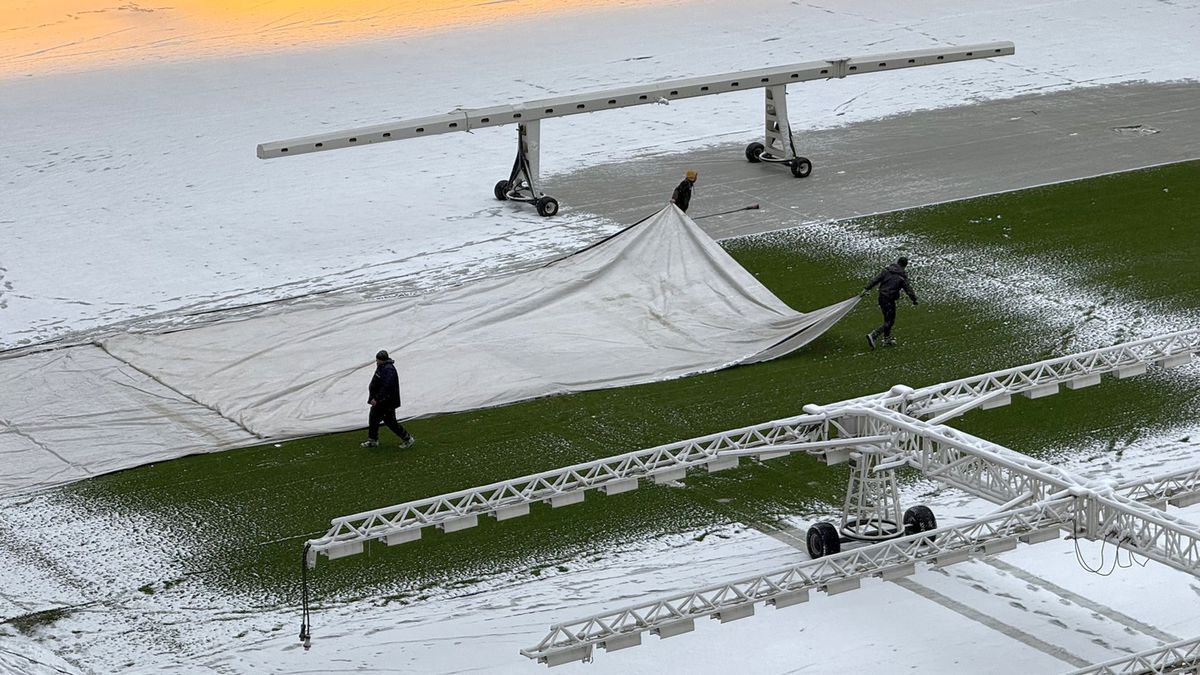 Cum arată Arena Națională după 12 ore de ninsoare! GSP a fost pe cel mai mare stadion al țării cu o săptămână înaintea primului meci oficial din 2026