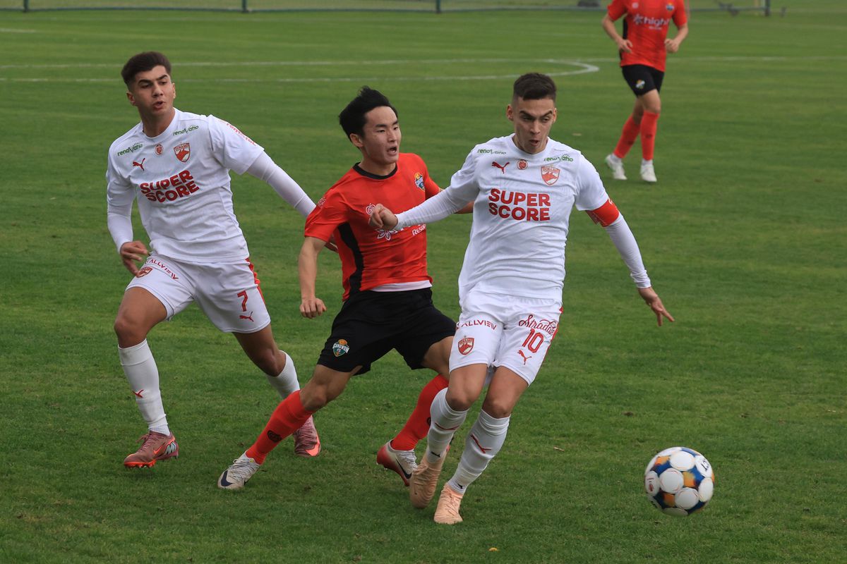 Dinamo - Gangwon, amical în Antalya