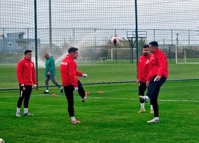 Dinamo - Gangwon, „câinii” termină în forță cantonamentul din Antalya » Doi jucători, trimiși de Kopic în tribună
