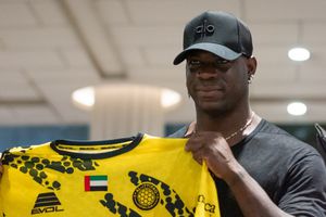 Mario Balotelli are un nou club » Fostul star de la Manchester City a ajuns în liga a doua