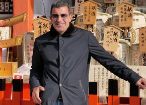 Luis Figo, ca Ianis Hagi! » Cât costă ochelarii fostului internațional portughez
