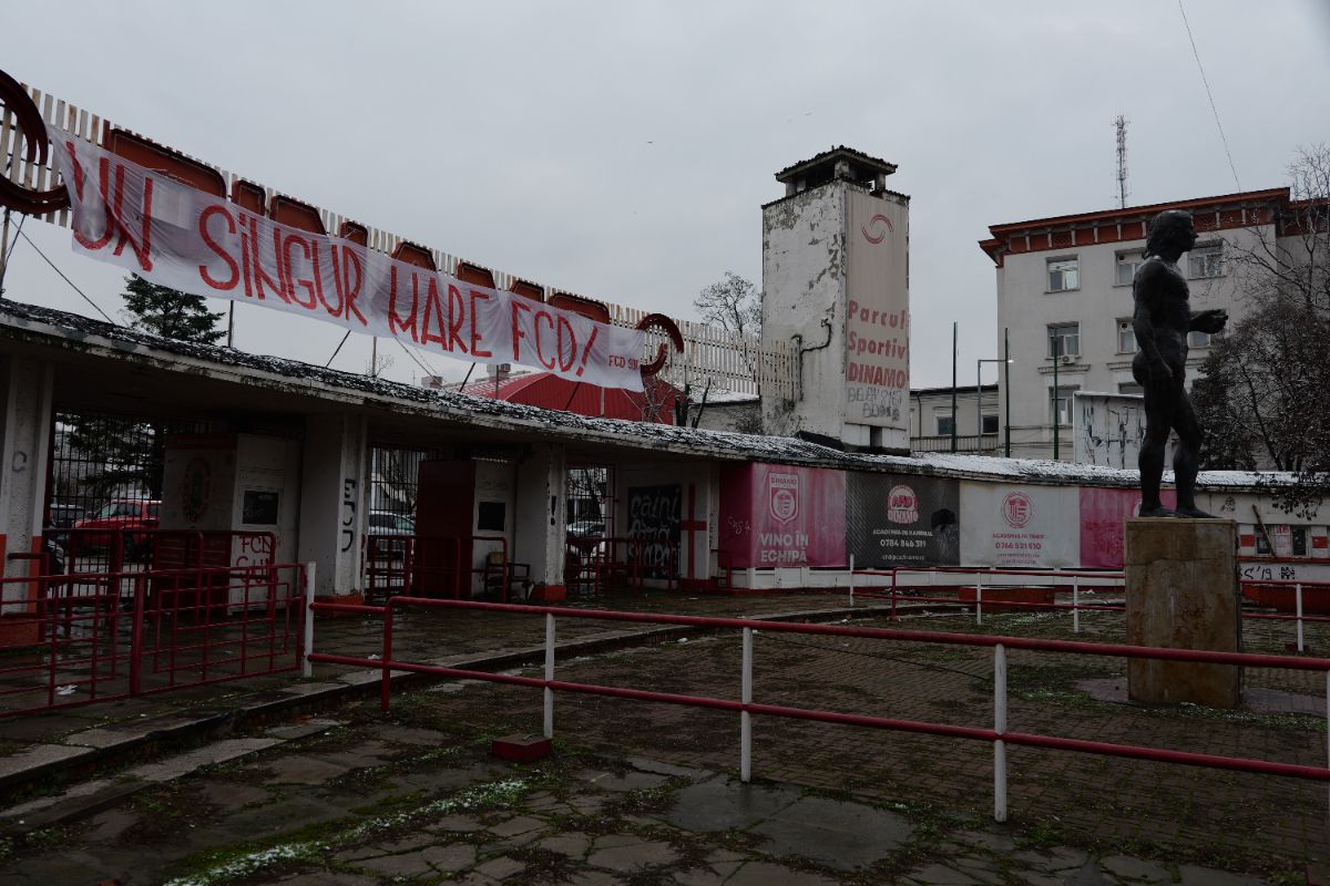 Stadionul Dinamo fierbe pe dinăuntru » Ce au găsit reporterii GSP, la ultima tură înainte de demolare. „A fost izvor de sănătate”, acum ascunde detalii șocante
