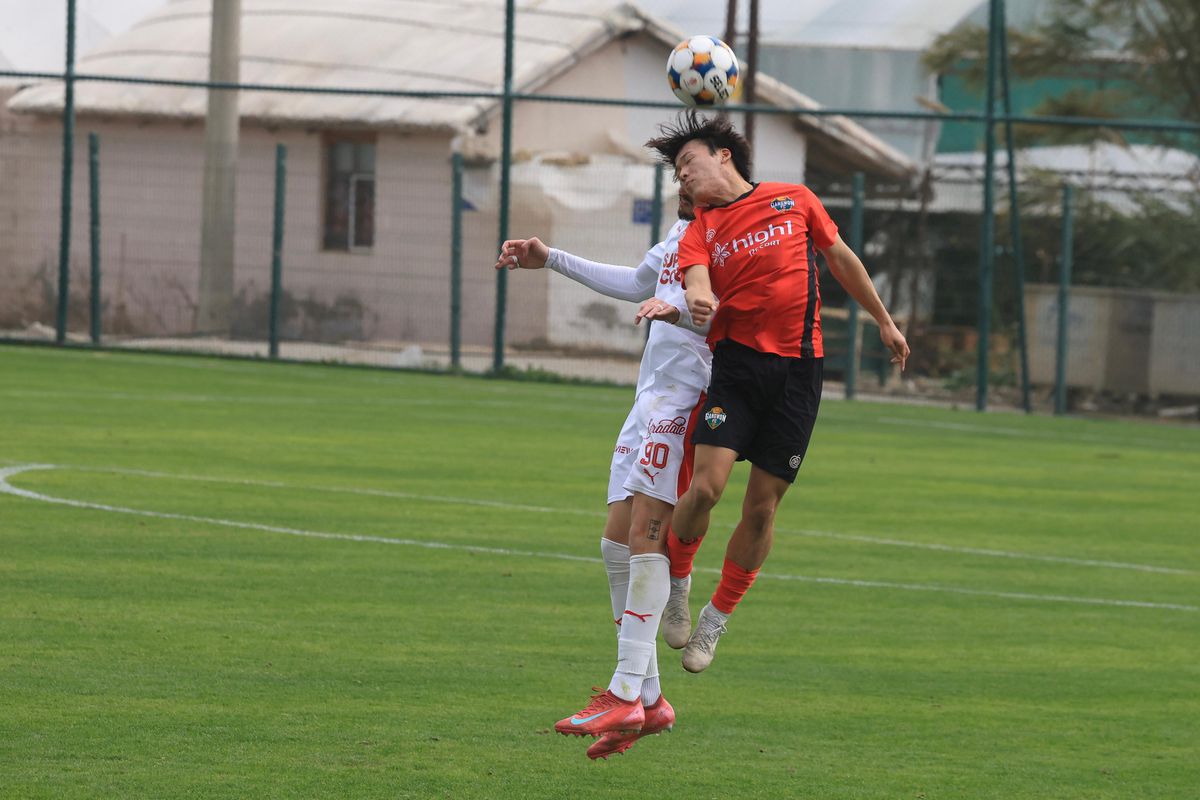 Dinamo - Gangwon, amical în Antalya