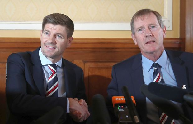 Dave King, președintele lui Rangers, jefuit în plină stradă: „Erau 4 bărbați! Unul a îndreptat pistolul spre capul meu”