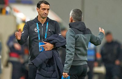 FCSB // Bogdan Vintilă, lăudat după meciul cu Clinceni: „A fost foarte abil. A știut să blocheze criticile patronului!” + marea problemă din jocul echipei