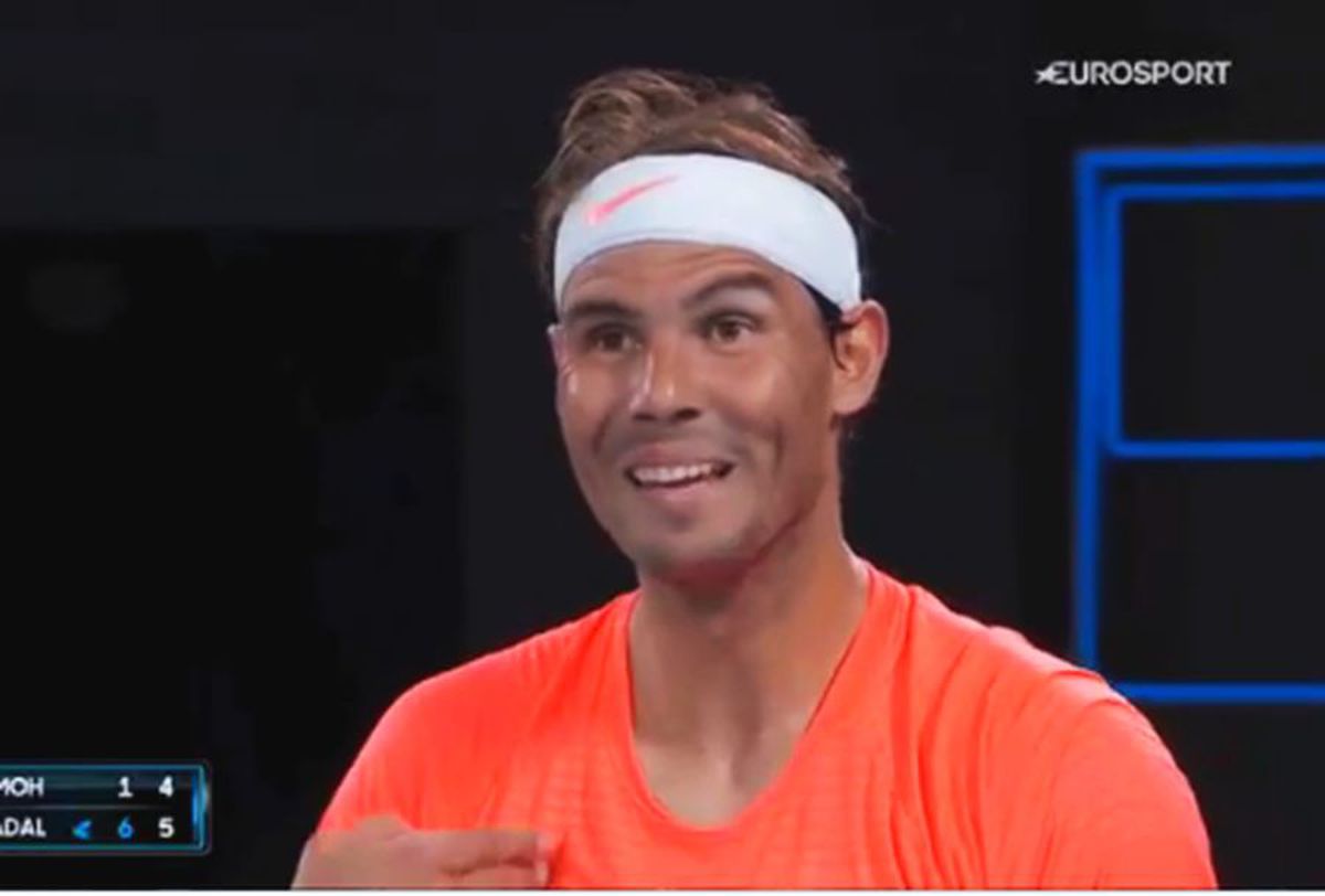 VIDEO + FOTO O fană l-a întrerupt pe Nadal și i-a arătat semne obscene! Reacția lui Rafa, înainte ca femeia să fie evacuată