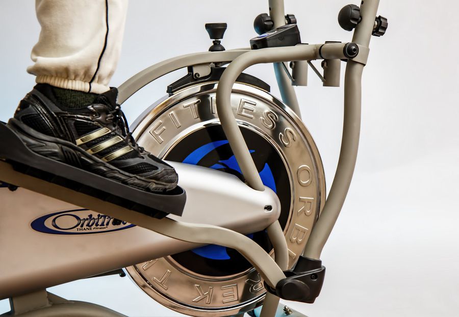 Antrenamentul pe bicicleta eliptică, noua definiție a mișcării
