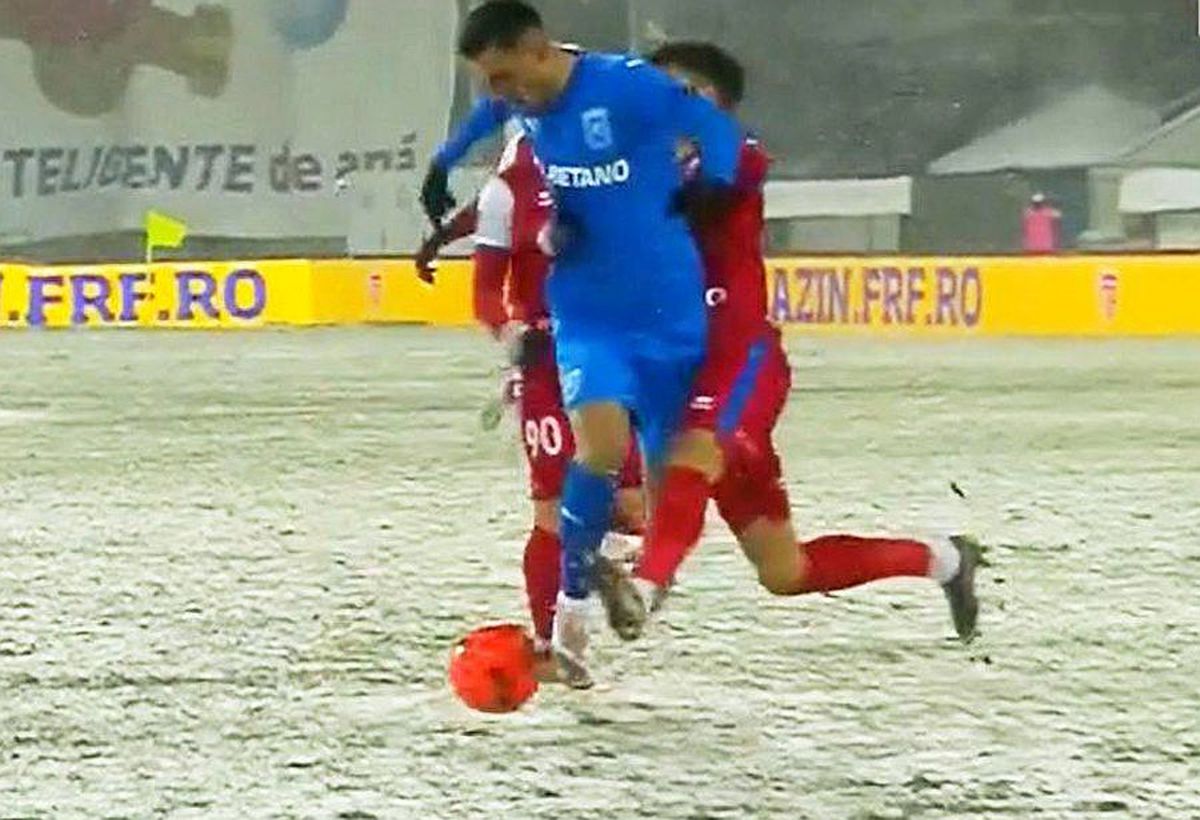 Penalty după câteva secunde în Botoșani - Craiova! Bîrsan le-a refuzat eronat o lovitură de pedeapsă gazdelor