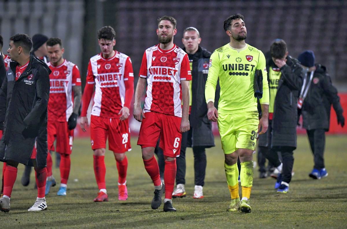 Reacție dură după umilința lui Dinamo cu CSU Craiova: „Ce se dorește? Mai jos de atât nu se poate! » Ce spune despre Chesneau