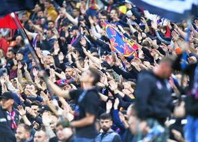 8 suporteri FCSB arestați la vamă! Ce le-a găsit poliția în mașină + Când se decide soarta lor