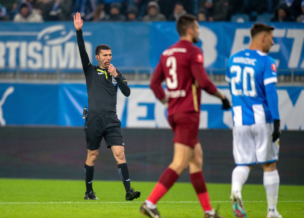 Dan Petrescu, deziluzionat după înfrângerea cu CSU Craiova: „E clar, nu mai e ce-a fost! E ceva ce mă îngrijorează cel mai mult”