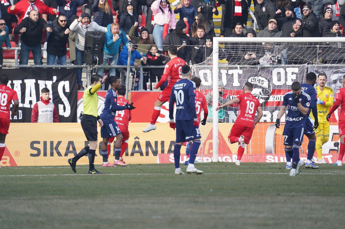 UTA Arad - FC Botoșani 3-1: prima victorie pentru gazde în Superliga după 5 luni și 14 meciuri!