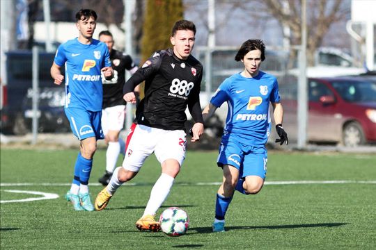 Dinamo - Farul Constanța II, amical la Buftea / Sursă foto: farulconstanta.com