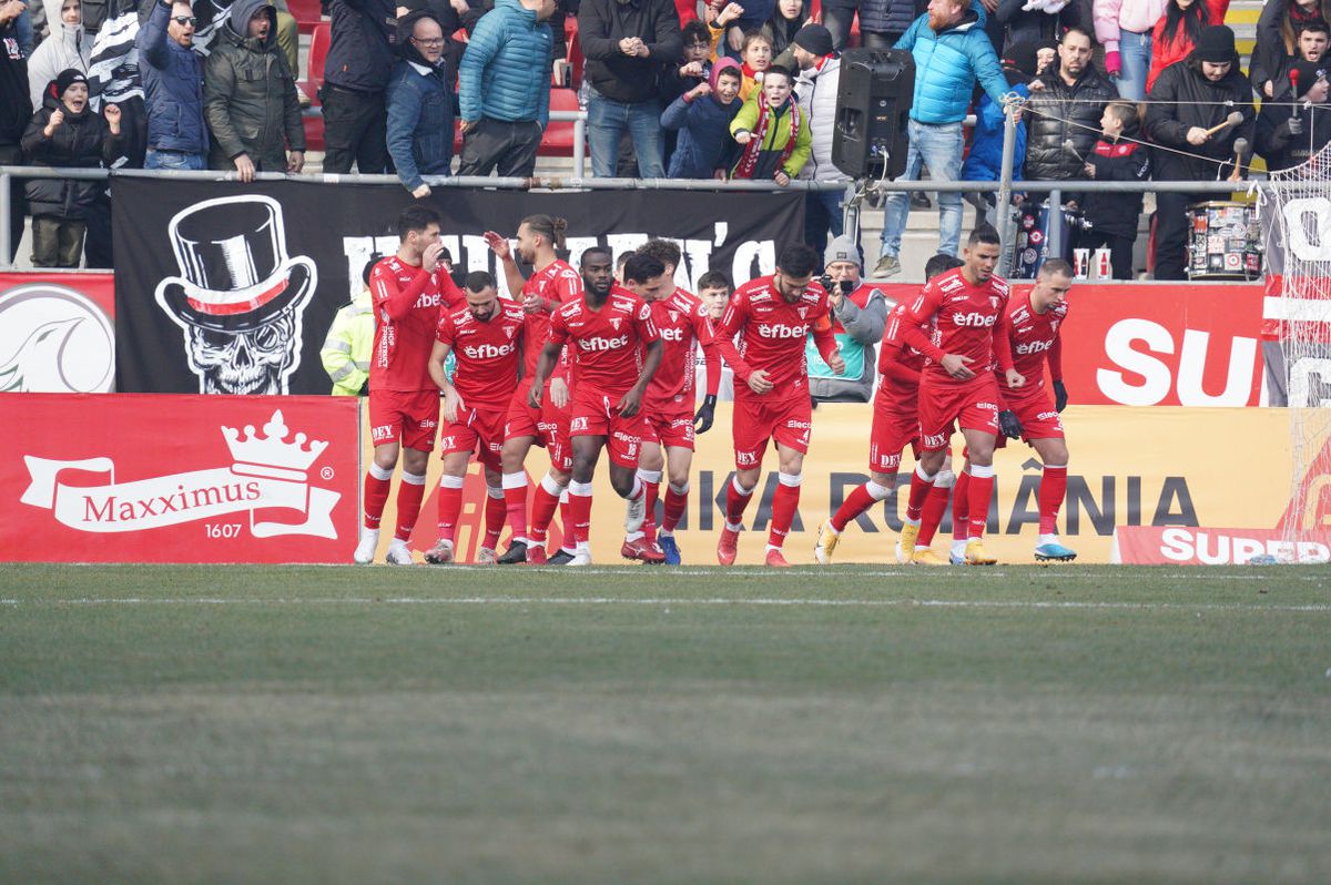 UTA Arad - FC Botoșani 3-1: prima victorie pentru gazde în Superliga după 5 luni și 14 meciuri!