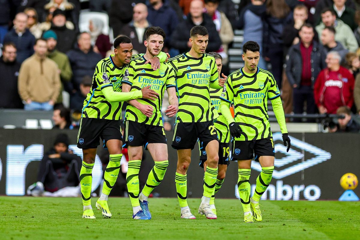 N-au suportat umilința din derby-ul londonez! Mii de spectatori au plecat de pe stadion în timpul primei reprize