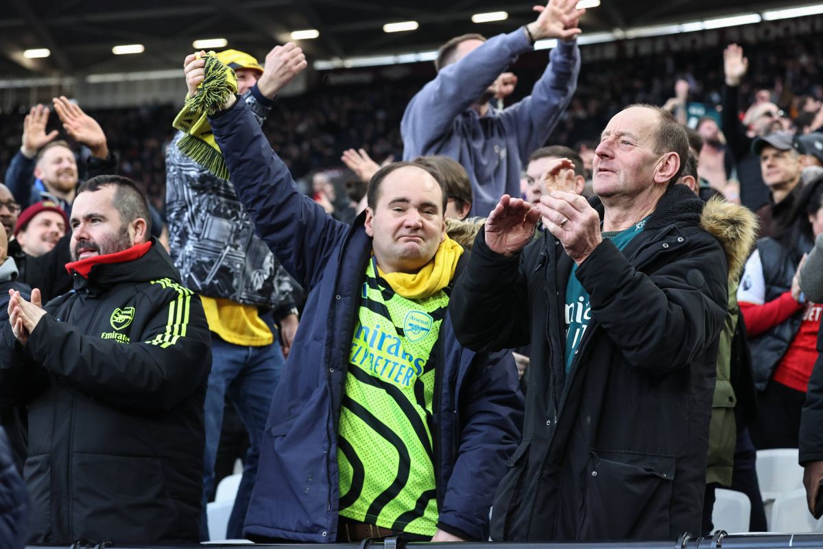 N-au suportat umilința din derby-ul londonez! Mii de spectatori au plecat de pe stadion în timpul primei reprize