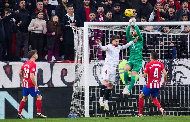Horațiu Moldovan, lăsat în beznă la Sevilla » Situație complicată pentru Atletico Madrid