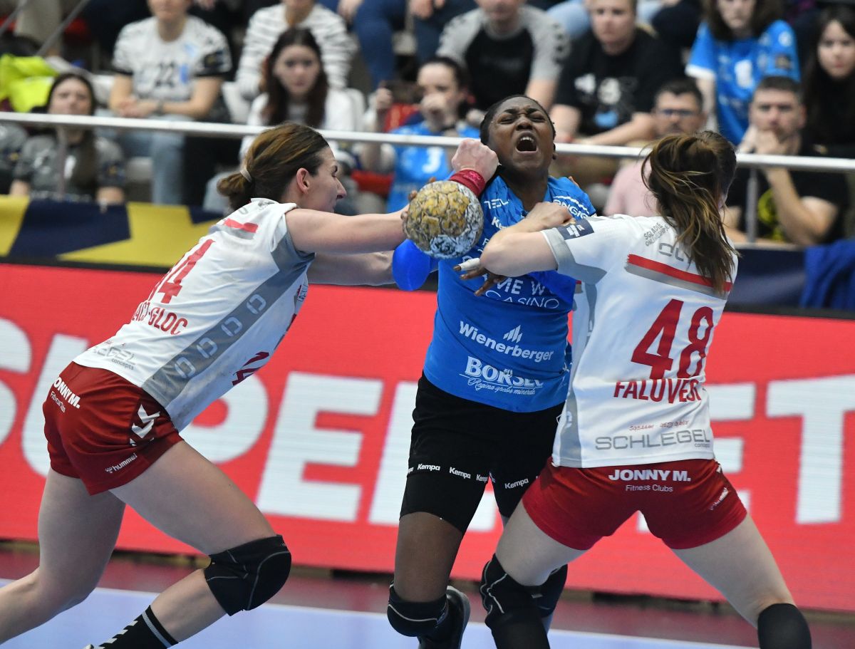 CSM București nu i-a lăsat nicio șansă lui Bietigheim și calificarea în „sferturi” se joacă în Danemarca!