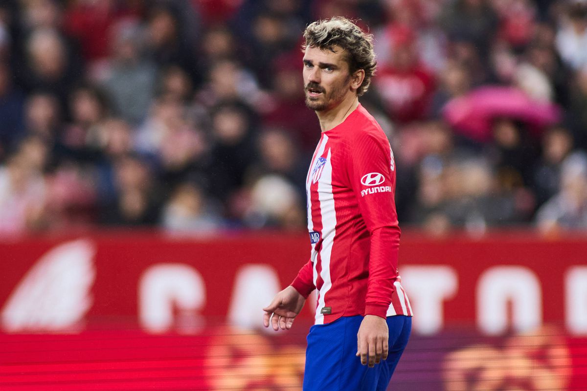 Horațiu Moldovan, lăsat în beznă la Sevilla » Situație complicată pentru Atletico Madrid