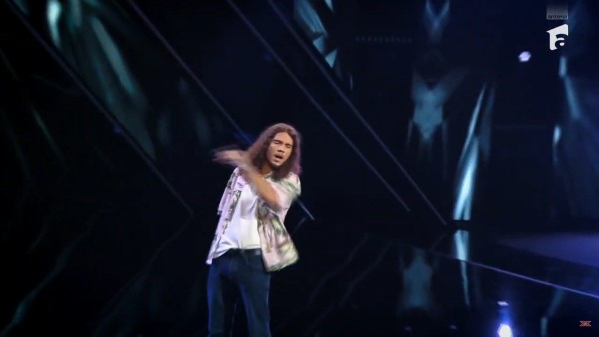 Fiul fostului internațional a cântat la X Factor și a cucerit-o pe Delia: „Forță nebună!” » Și-a emoționat tatăl până la lacrimi și a primit 4 de DA