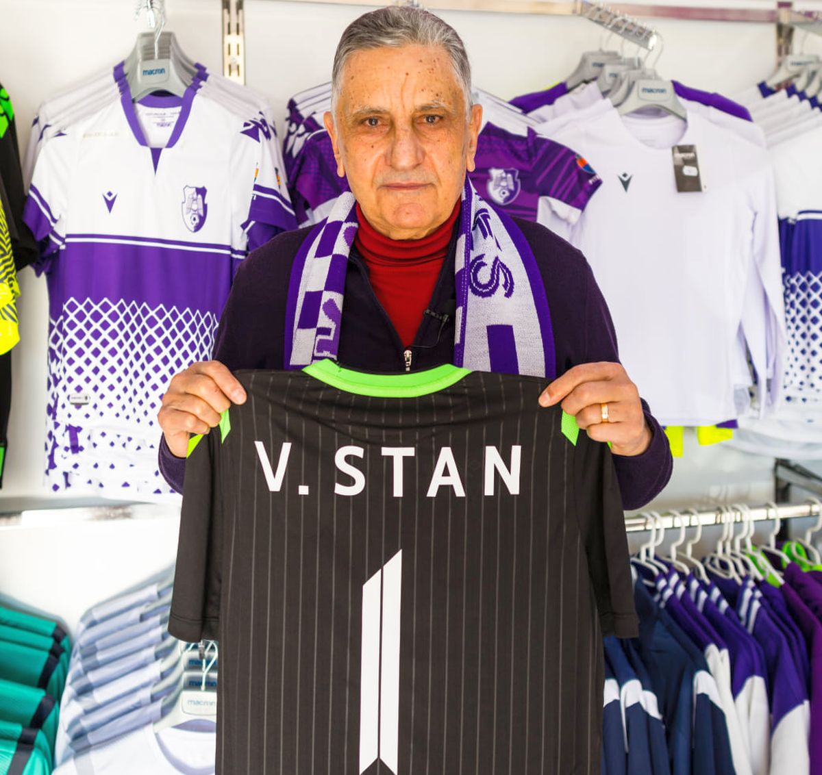 Portarul român victorios cu Real Madrid împlinește 80 de ani » Interviu special: „I-am prins plini de ei, credeau că le va fi ușor în România. La retur, cu arbitrajul!”