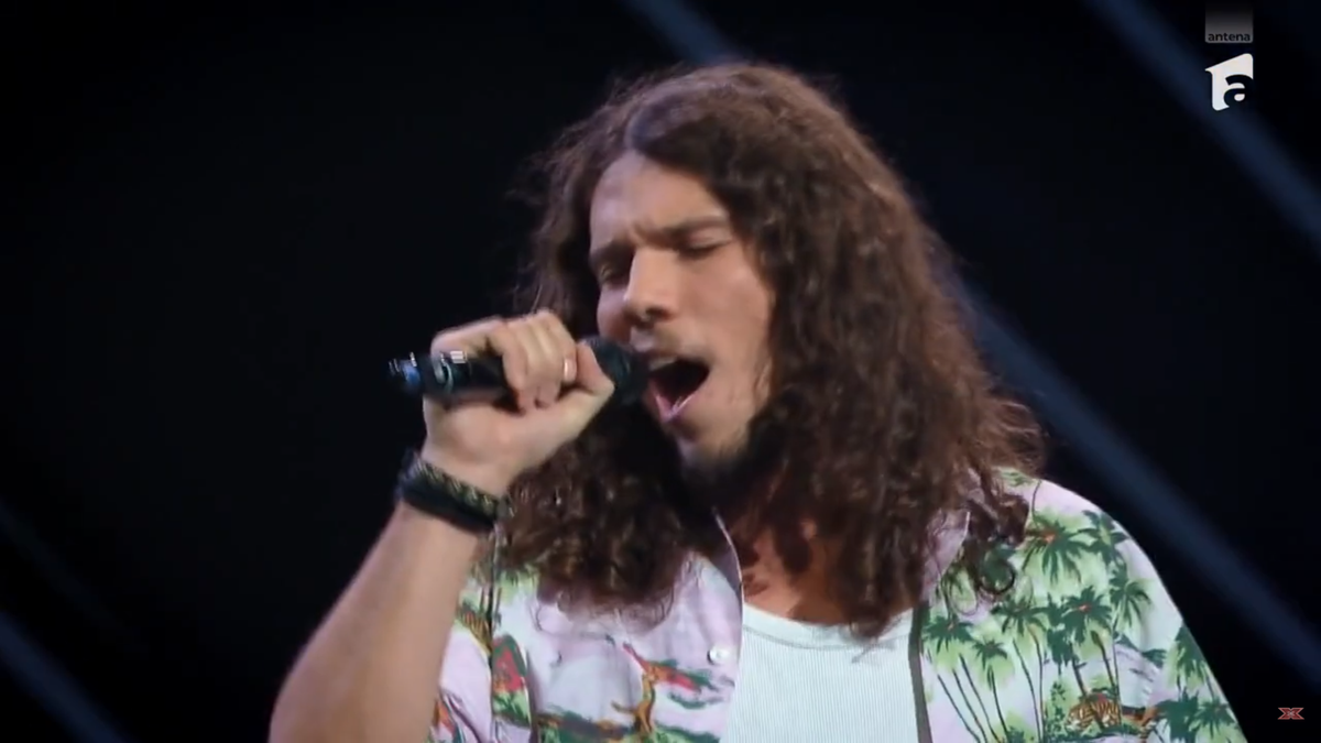 Fiul fostului internațional a cântat la X Factor și a cucerit-o pe Delia: „Forță nebună!” » Și-a emoționat tatăl până la lacrimi și a primit 4 de DA