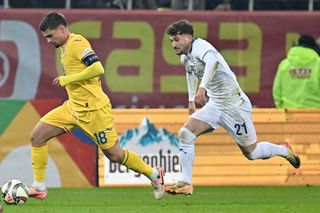 Două achiziții la UTA: fotbalistul de națională cotat la un milion de euro a ajuns sub comanda lui Rednic