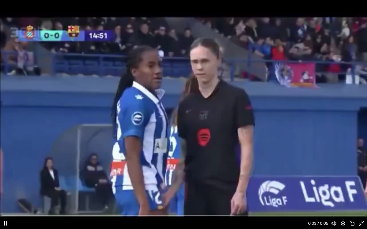 Scandalos! Fotbalista Barcelonei a atins adversara cu mâna între picioare, apoi i-a pus o întrebare șocantă!