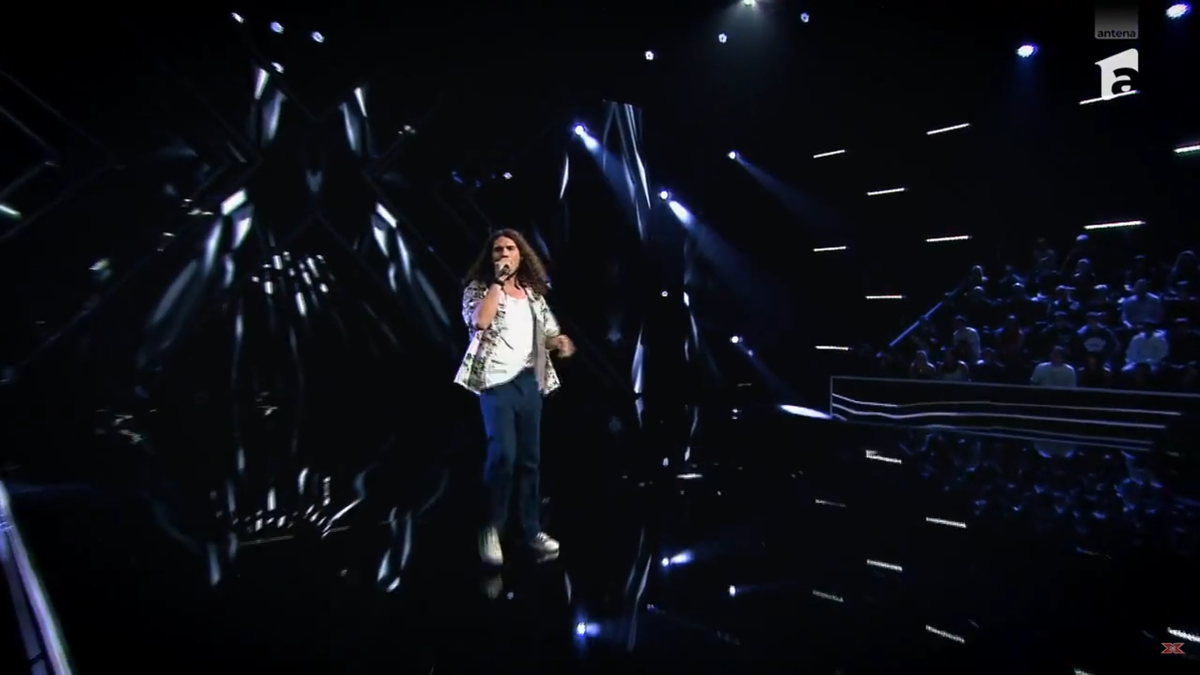 Fiul fostului internațional a cântat la X Factor și a cucerit-o pe Delia: „Forță nebună!” » Și-a emoționat tatăl până la lacrimi și a primit 4 de DA