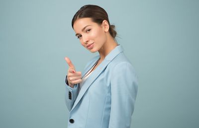 Cum să fii mereu cu un pas înainte: monitorizarea evoluțiilor legislative