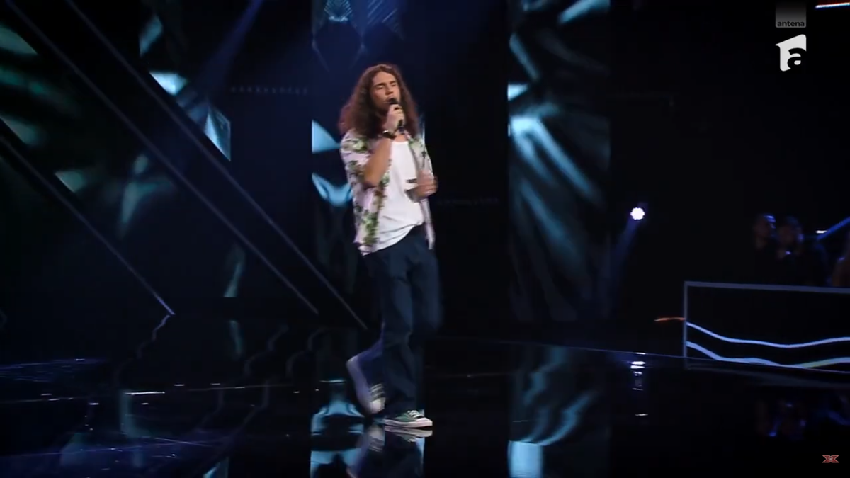 Fiul fostului internațional a cântat la X Factor și a cucerit-o pe Delia: „Forță nebună!” » Și-a emoționat tatăl până la lacrimi și a primit 4 de DA